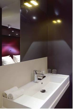 Imagen de la habitación del Hotel Blue Mansion. Foto 11