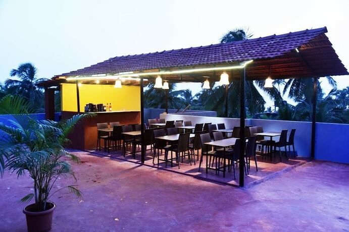 Imagen del bar/restaurante del Hotel Blue Marine Resort. Foto 15
