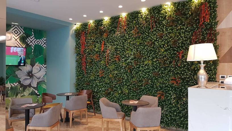 Imagen de los interiores del Hotel Blue Marine, Rrashbull. Foto 17