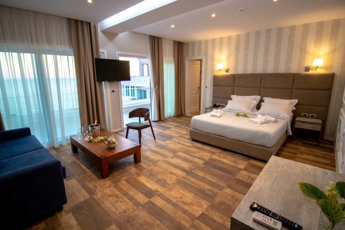 Imagen de la habitación del Hotel Blue Marine, Rrashbull. Foto 5