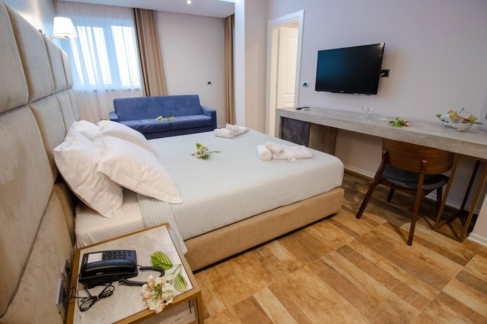 Imagen de la habitación del Hotel Blue Marine, Rrashbull. Foto 8