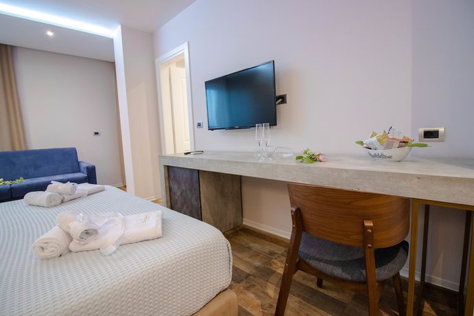 Imagen de la habitación del Hotel Blue Marine, Rrashbull. Foto 13