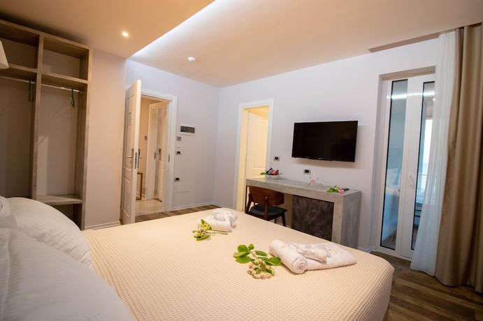 Imagen de la habitación del Hotel Blue Marine, Rrashbull. Foto 14