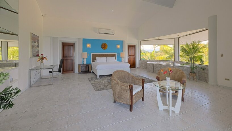 Imagen de la habitación del Hotel Blue Mirador Manuel Antonio. Foto 11