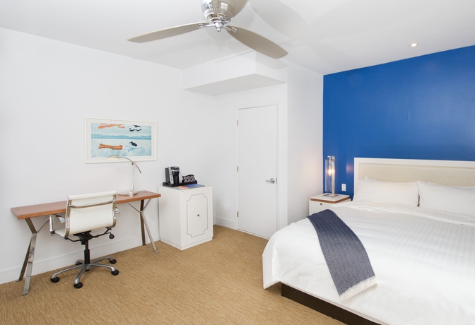 Imagen de la habitación del Hotel Blue Moon. Foto 3