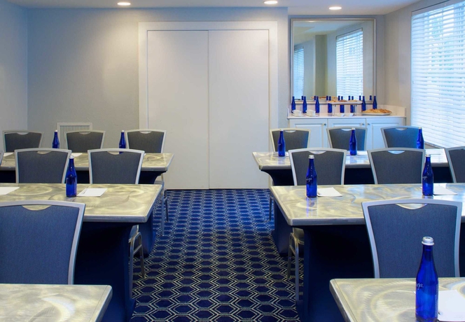 Imagen de los interiores del Hotel Blue Moon. Foto 14