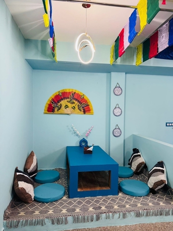 Imagen del bar/restaurante del Hotel Blue Moon Residency and Restaurant. Foto 3