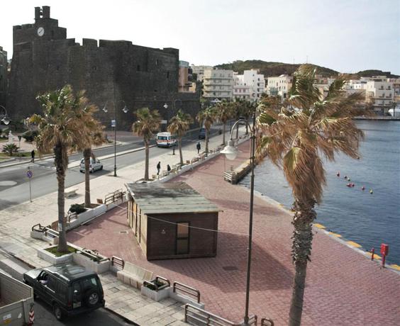 Imagen de la habitación del Hotel Blue Moon, Trapani. Foto 15