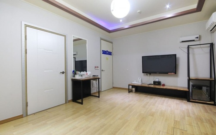 Imagen de la habitación del Hotel Blue Motel. Foto 11