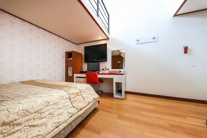 Imagen de la habitación del Hotel Blue Motel. Foto 11