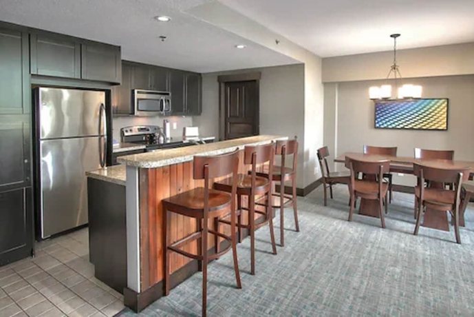 Imagen de la habitación del Hotel Blue Mountain Resort Mosaic Suites. Foto 16