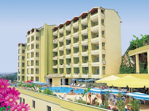 Imagen general del Hotel Blue Night. Foto 6