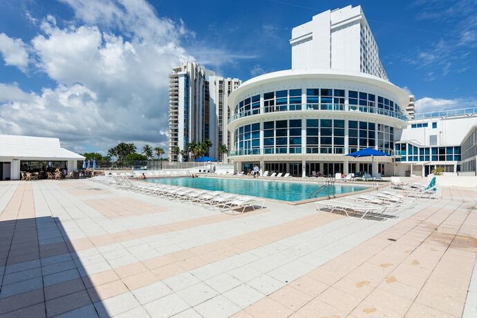 Imagen general del Hotel Blue Ocean Apartments. Foto 1