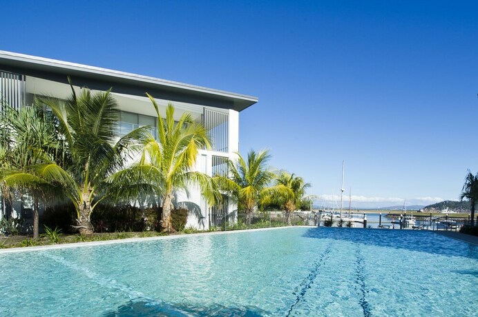 Imagen de la piscina del Hotel Blue On Blue Apartment 933. Foto 22