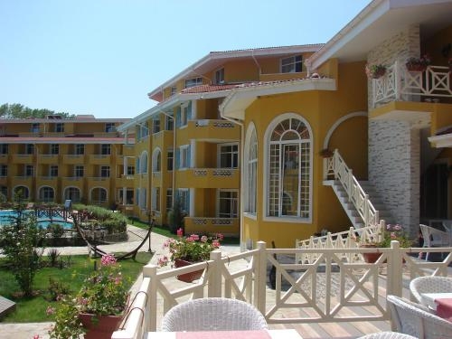 Imagen general del Hotel Blue Orange Beach Resort. Foto 1