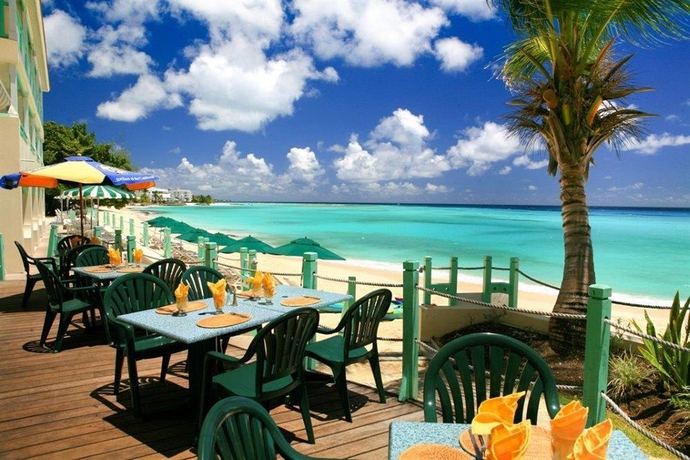Imagen del bar/restaurante del Hotel Blue Orchids Beach. Foto 3