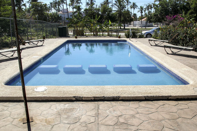 Imagen de la habitación del Hotel Blue Pacific Suites. Foto 2