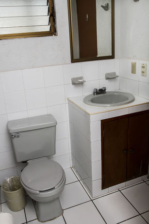 Imagen de los interiores del Hotel Blue Pacific Suites. Foto 12