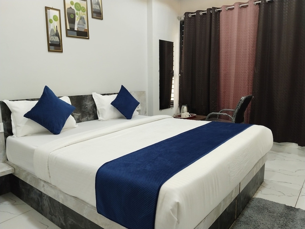 Imagen de la habitación del Hotel Blue Paradise. Foto 3