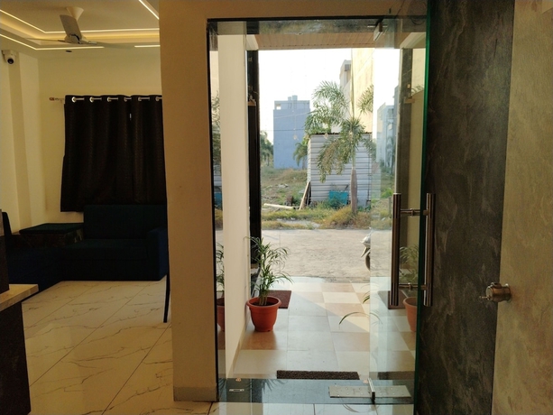 Imagen de los interiores del Hotel Blue Paradise. Foto 14