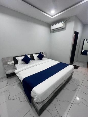 Imagen de la habitación del Hotel Blue Paradise. Foto 11