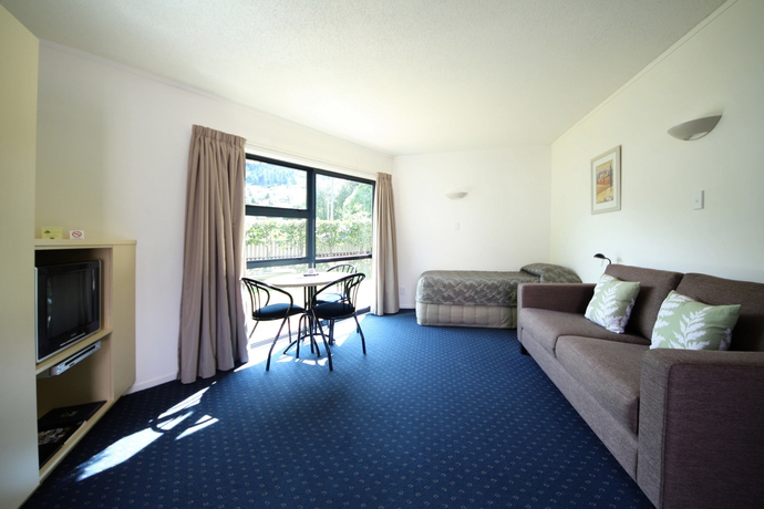 Imagen de los interiores del Hotel Blue Peaks Lodge. Foto 13