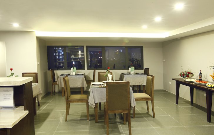 Imagen del bar/restaurante del Hotel Blue Pearl West. Foto 5