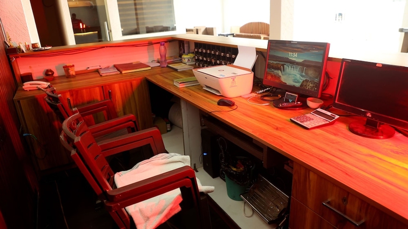 Imagen de los interiores del Hotel Blue Pine, Haridwar. Foto 15