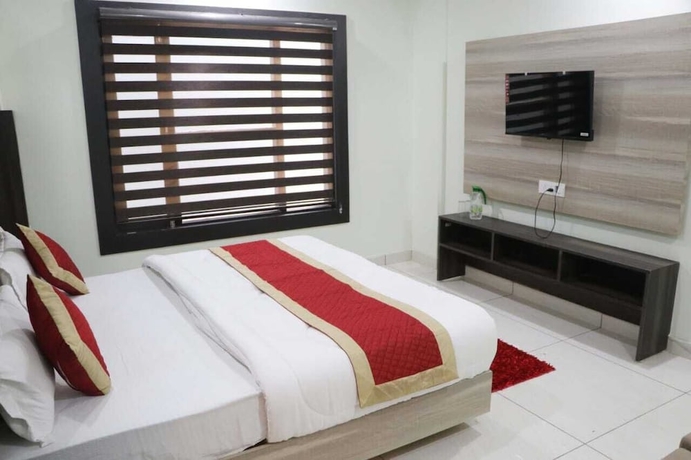 Imagen de la habitación del Hotel Blue Pine, Haridwar. Foto 12