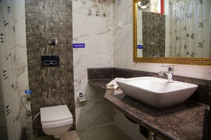 Imagen general del Hotel Blue Pine Resort. Foto 6