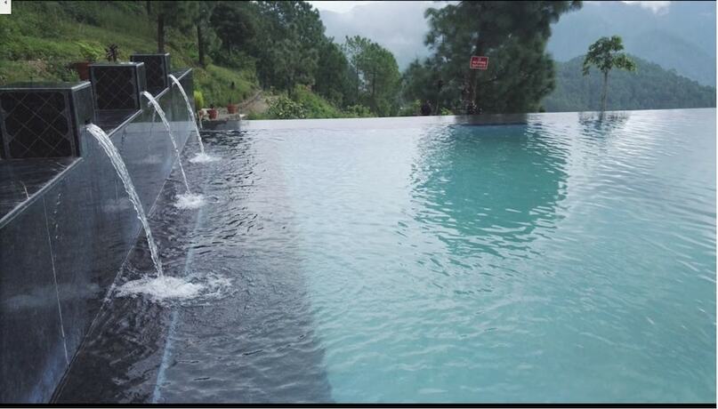 Imagen general del Hotel Blue Pine Resort. Foto 7