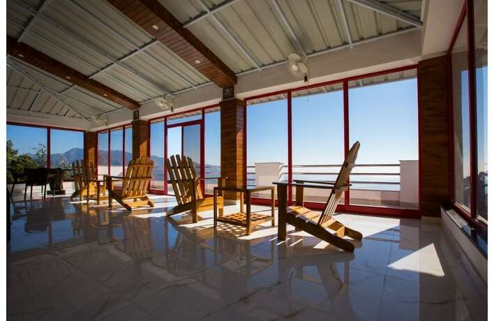 Imagen general del Hotel Blue Pine Resort. Foto 10