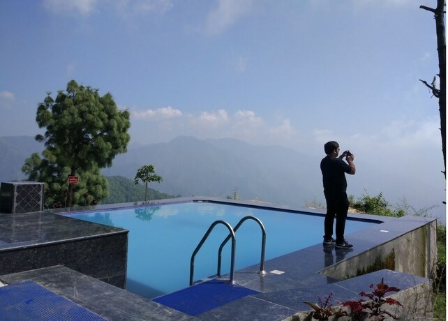 Imagen general del Hotel Blue Pine Resort. Foto 12