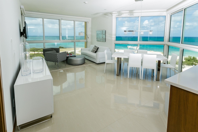 Imagen de los interiores del Hotel Blue Residences. Foto 10