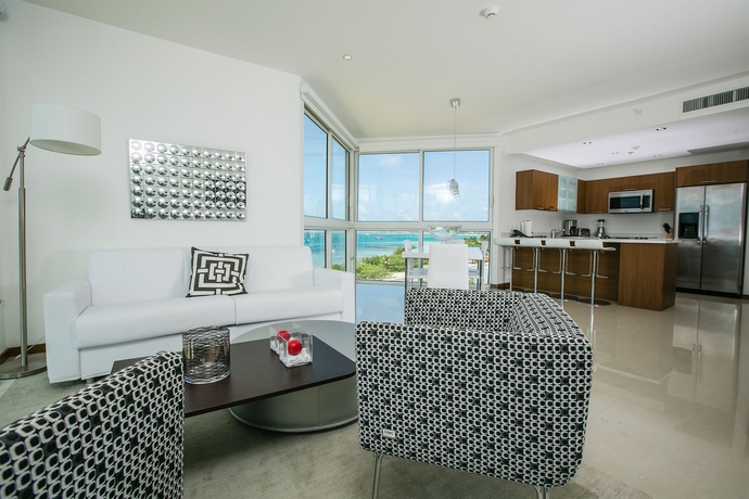 Imagen de los interiores del Hotel Blue Residences. Foto 12