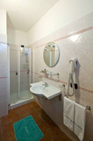 Imagen de la habitación del Hotel Blue Ribbon, Vercelli. Foto 13
