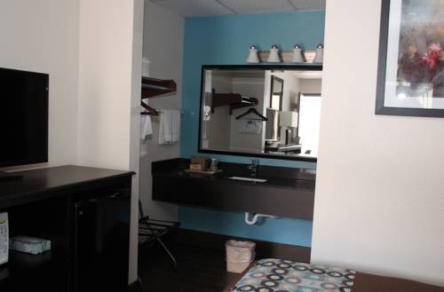 Imagen de la habitación del Hotel Blue Ridge Inn. Foto 6