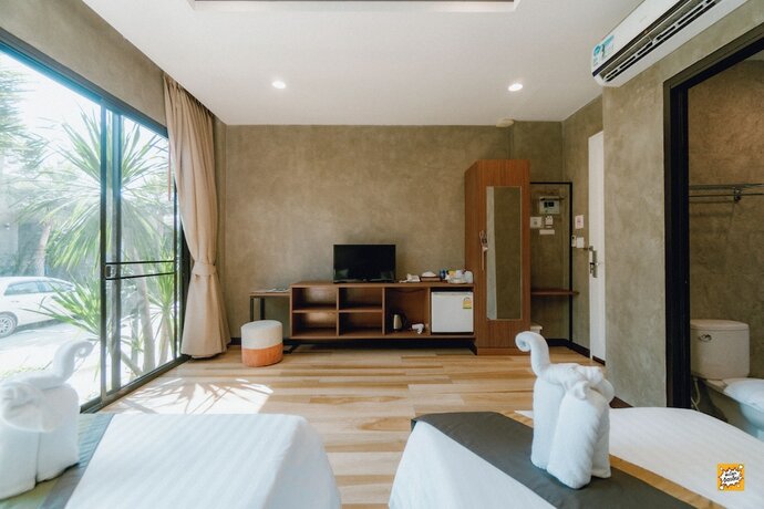 Imagen general del Hotel Blue River Resort, Phitsanulok. Foto 1