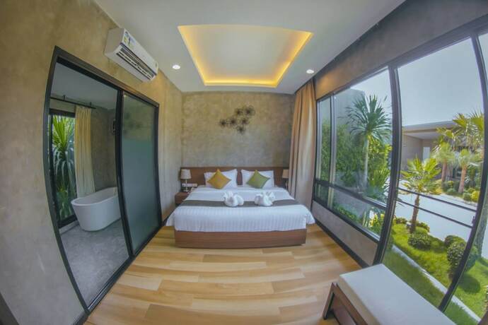 Imagen general del Hotel Blue River Resort, Phitsanulok. Foto 5