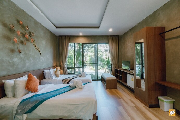 Imagen general del Hotel Blue River Resort, Phitsanulok. Foto 9