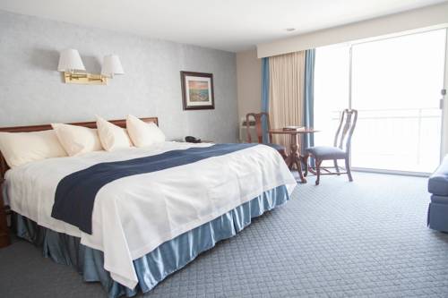 Imagen de la habitación del Hotel Blue Rock Resort. Foto 5