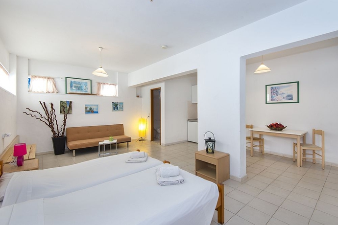 Imagen de la habitación del Hotel Blue Roses. Foto 7