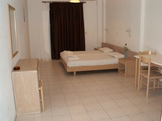 Imagen de la habitación del Hotel Blue Roses. Foto 14