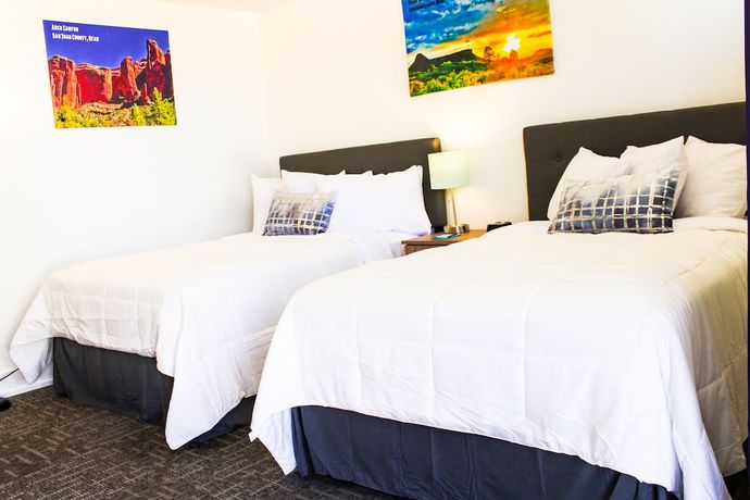 Imagen de la habitación del Hotel Blue Sage Inn and Suites. Foto 12