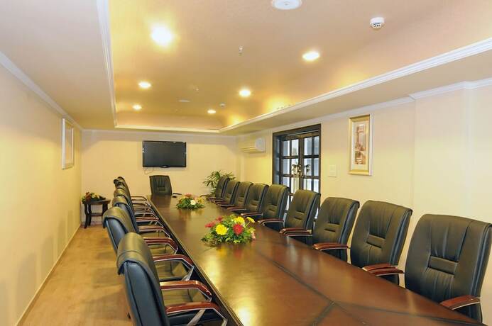 Imagen general del Hotel Blue Saphire Clarks Inn Haldwani. Foto 5