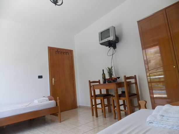 Imagen de la habitación del Hotel Blue Saranda. Foto 11