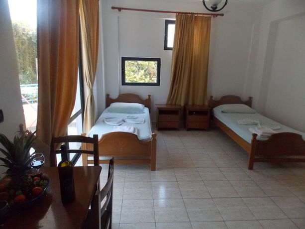 Imagen de la habitación del Hotel Blue Saranda. Foto 15
