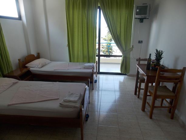 Imagen de la habitación del Hotel Blue Saranda. Foto 16