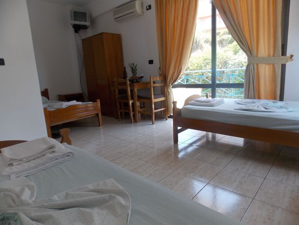 Imagen de la habitación del Hotel Blue Saranda. Foto 19