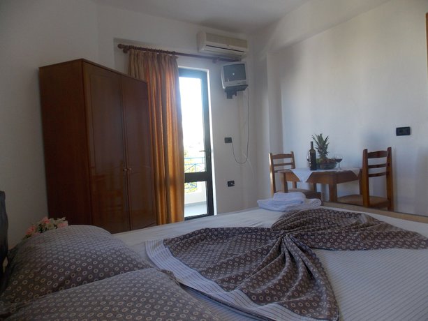 Imagen de la habitación del Hotel Blue Saranda. Foto 20